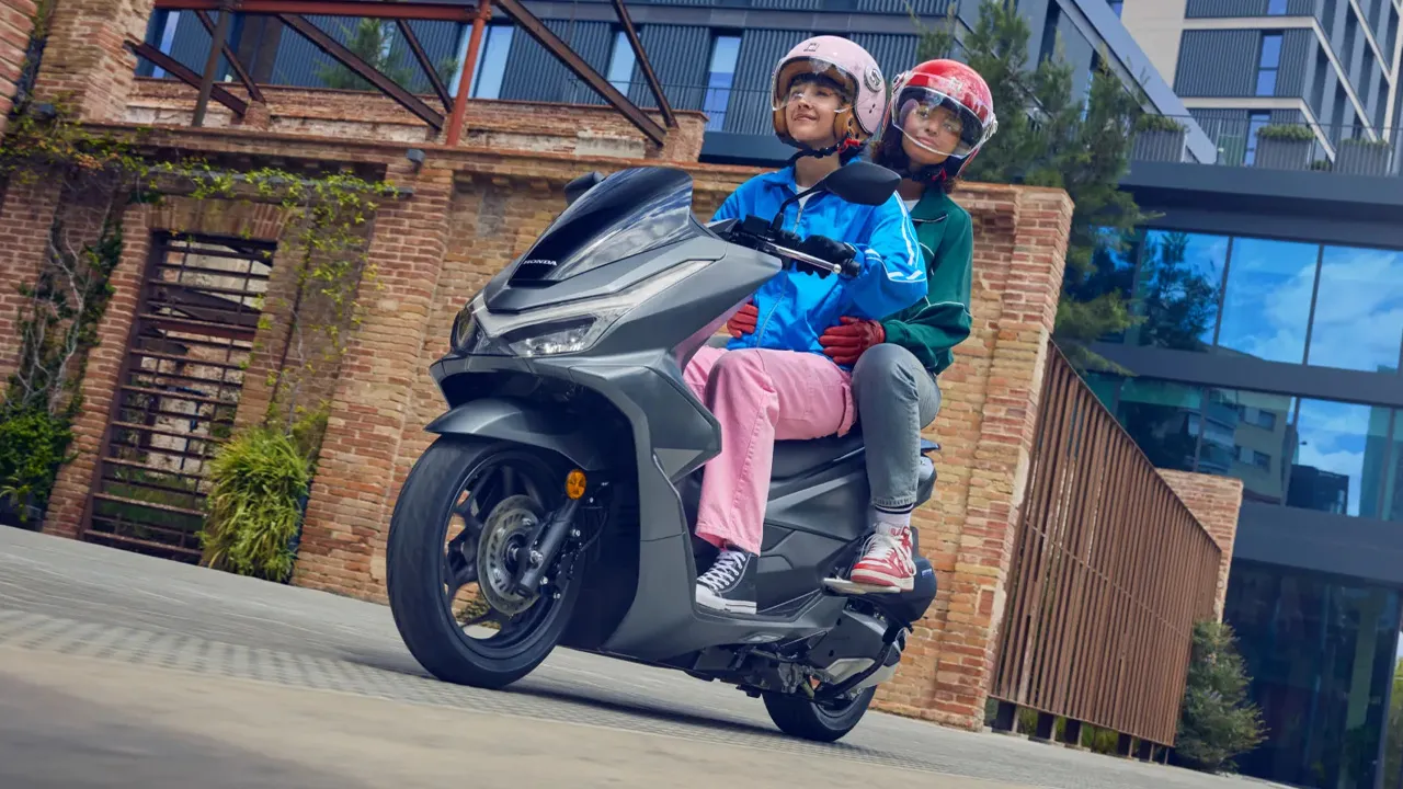 Honda PCX125 Yerli Üretimle Geliyor: İşte Yeni Fiyatı ve Özellikleri!